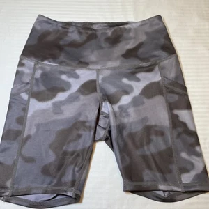 Z By Zella Women’s Side Pockets Gray Camo Bike Shorts Size XS - Picture 1 of 9
