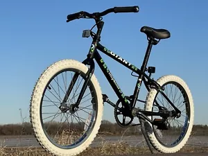 GIANT IMPACTOR 20" BMX BIKE BICYCLE SNAFU HANDLEBAR CLOUD-9 SADDLE. - Picture 1 of 21