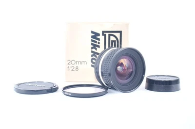 Nikon Ai-S NIKKOR 20mm f/2.8 con caja original W174 Foto 1 de 4