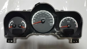 Instrumental Cluster Chrysler  05172371AA - Picture 1 of 3