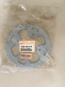 Nos Honda 350x 40T Rear Sprocket 41201-HA5-670 - Picture 1 of 4