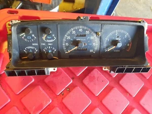 87-91 FORD F250 F350 MANUAL DIESEL INSTRUMENT GAUGE CLUSTER WITH TACH Parts Only - Picture 1 of 6