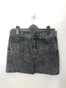 Uniqlo acid wash short denim skirt dark grey - Picture 1 of 2