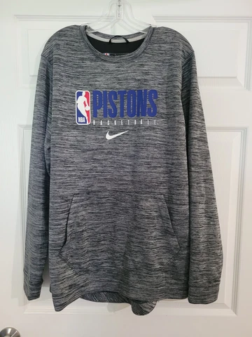 Men Size Large Nike Dri-fit Detroit Pistons NBA Basketball Longsleeves Cover
