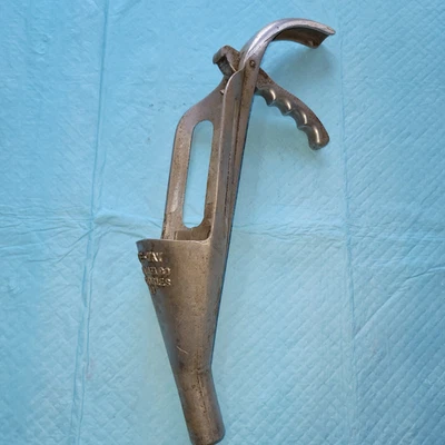 Pistola de aceite RITE-WAY de colección, Artra Mfg Co St. Charles Mo, patente solicitada Foto 1 de 4