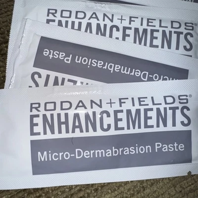 Rodan + Fields Micro-Dermabrasion Paste Facial Exfoliator 7 Packets #7 - Image 1 of 3