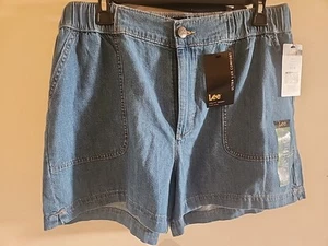 Lee Women's Jean Shorts Ultra Lux Comfort Utility Shorts Size 14M - Picture 1 of 3