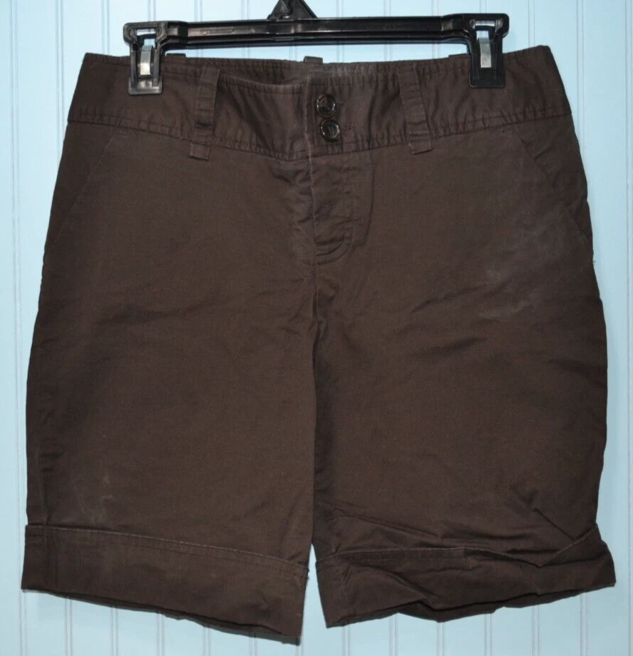 Pantalones cortos para mujer Mossimo, marrón caqui, bermudas hasta la rodilla, talla 4 Foto 1 de 4