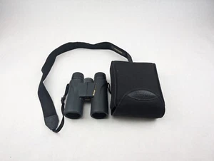 Nikon Monarch 5 Binoculars 10x42 5.5° Waterproof - Picture 1 of 6