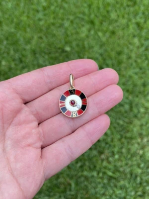 限量版 70/38 卡地亚 18K YG 钻石红宝石轮盘赌小饰品吊坠  — 第 1/4 张图片