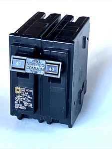 Square D HOM240CP 40 A Miniature Circuit Breaker HOM240 used - Picture 1 of 9
