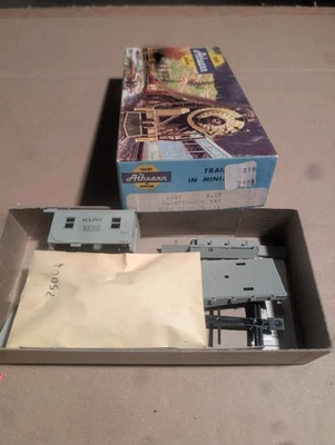 Caboose vintage HO Athearn Maintenance of Way #1281 Foto 1 de 4