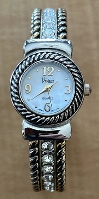 Reloj Vivani Mujer Puño Plata Dorado Dos Tonos Cristales K717 NUEVO FUNCIONA BATERÍA Foto 1 de 4