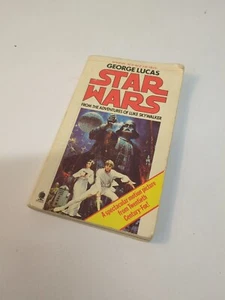 VINTAGE 70s STAR WARS MOVIE BY GEORGE LUCUS SOFT COVER ADD TO YOUR COLLECTION - Picture 1 of 3