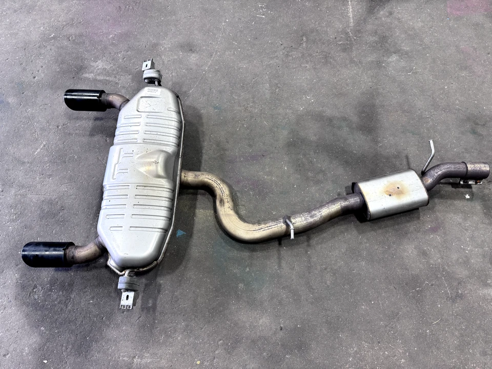 2016-2019 AUDI TT 8S QUATTRO S-Line выхлопная труба двойной глушитель 8S0 253 611 E OEM - Изображение 1 из 4