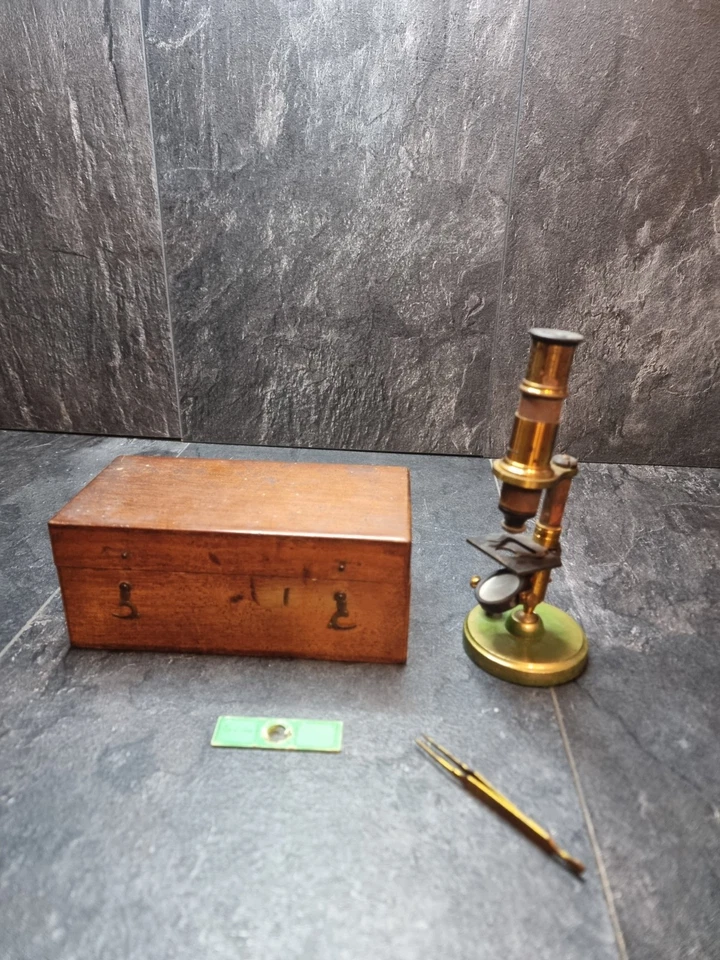 ANTIQUE BOXED FRENCH BRASS STUDENT MICROSCOPE COMPOUND SWIVEL BASE + SLIDE - Image 1 of 4