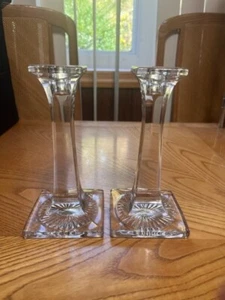 VINTAGE PAIR OF LEAD CRYSTAL SQUARE BASE 7" TALL CANDLE HOLDERS - Picture 1 of 7