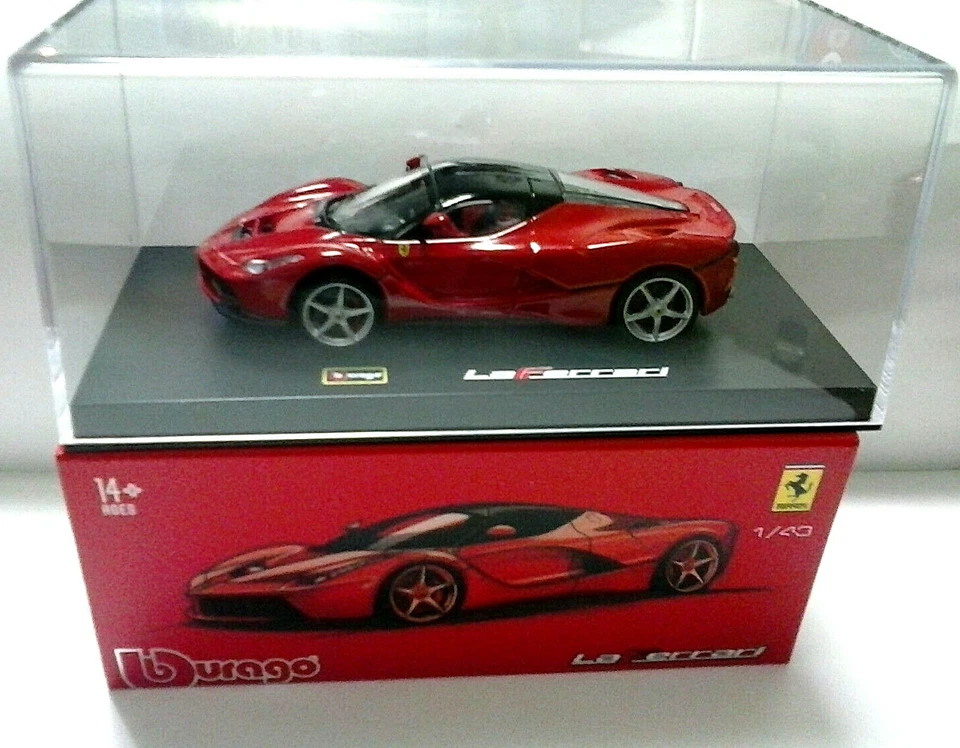 BURAGO SIGNATURE SERIES 1:43 AUTO DIE CAST FERRARI LA FERRARI ROSSO 18-36902 - Immagine 1 di 1