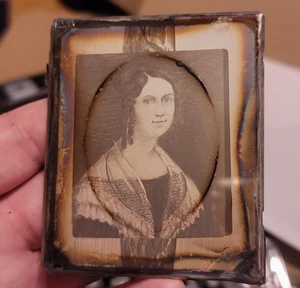Bellissimo quadro sesto piatto dagherrotipo di donna con occhi azzurri pezzo cool - Foto 1 di 5