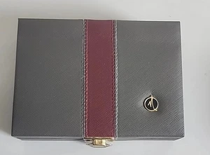 ZWEI Decks FASAN Spielkarten im Vintage Case Bridge Score Pad grau rot  - Bild 1 von 7