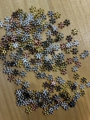 100 Snowflake Tibetan Style Alloy Spacers Beads - Image 1 of 4