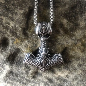 mjolnir Thor’s hammer Pendant - Picture 1 of 6
