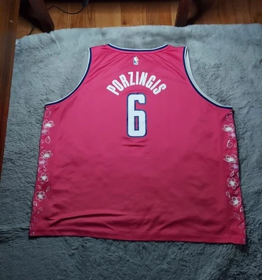 Camiseta deportiva de baloncesto de la NBA Washington Wizards Kristaps Porzingis para hombre 5XL Foto 1 de 4