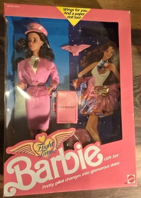 1989 Mattel Barbie -Dark Complection & Hair -Flight Time- #2066 - Image 1 of 3