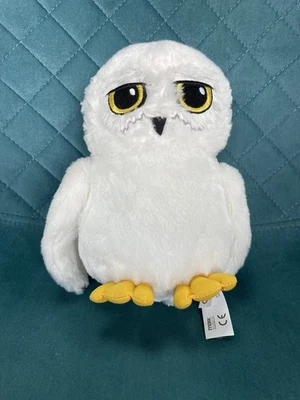 HEDWIG HARRY POTTER PLUSH SNOWY WHITE OWL SOFT TOY - HEIGHT 9" (23cm) - Image 1 of 4