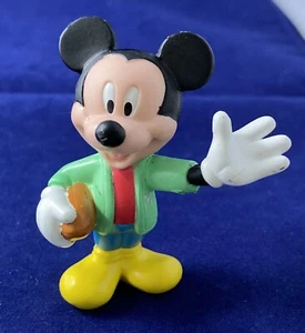 Figura de PVC de fútbol americano de 2,75" de Mickey Mouse de Disney - Imagen 1 de 5