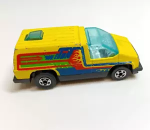 Vintage 1978 Hot Wheels Inside Story furgone giallo Hong Kong - Foto 1 di 9