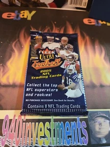 2005 FLEER ULTRA NFL FOOTBALL Factory Sealed PACK Posible AARON RODGERS ⭐️🏈 RC - Picture 1 of 4