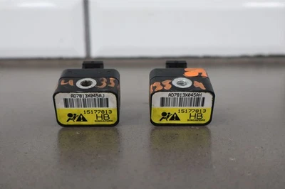 Par de sensores de parachoques delanteros diestros y diestros Hummer H2 2003-2004 OEM Foto 1 de 4