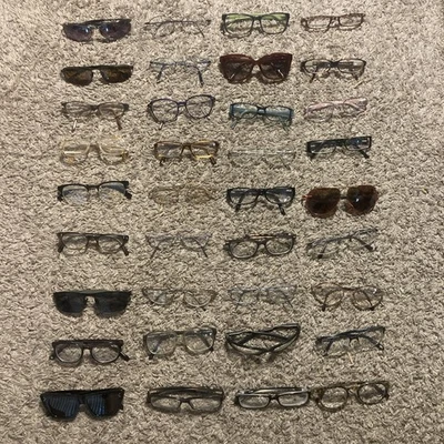 Lote 36 monturas de gafas lote mixto Ray Ban, Vogue, Giorgio Armani, Ralph Lauren Foto 1 de 4