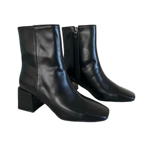 Step Art's Direction Handmade Black Leather Zip Women's Booties Size 250 (8.5) - Picture 1 of 6