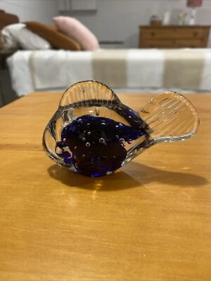 Hand Blown Clear Glass Fish With Cobalt Blue Bullicante Paperweight/Figurine - Image 1 of 4