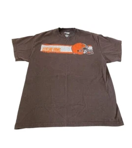 Cleveland Browns Mens Size Large T-Shirt NFL Team Apparel Football Brown Helmet - Picture 1 of 7