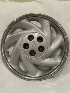 Wheel Cover HubCap 7 Spoke Pinwheel Design Fits 95-99 CAVALIER 437852 - Picture 1 of 2