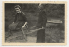 45/215 FOTO - DAS WOHL DER KURG&#196;STE STEHT IM MITTELPUNKT JAHR 1955