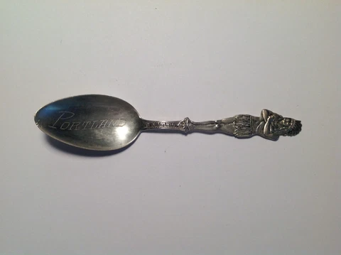 Sterling Silver PORTLAND Souvenir SPOON Native American INDIAN CHIEF--15 Grams Cover