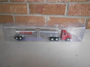 Truck N' Stuff HO Scale Panella Kenwort Tractor T680 & Tanker Trailers #400694 - Bild 1 von 7