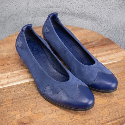 Женские темно-синие туфли-лодочки Arche на низком каблуке из нубука замшевые офисные с круглым носком размер 37 6-6,5 - Изображение 1 из 4