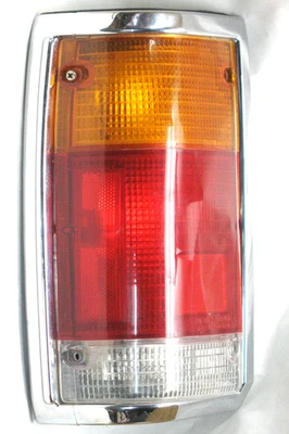 MAZDA B-Series Pickup 85-1998 B2200 B2500 B2600 LH TAIL LIGHT LAMP W/ CHROME - Image 1 of 4