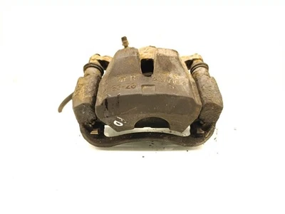 Toyota RAV 4 (XA30) 2008 Diesel Right front brake caliper KRD41614 - Imagem 1 de 3