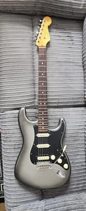 Fender American Professional II Stratocaster - Picture 1 of 13