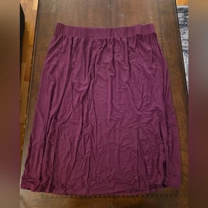 women 2x maxi skirt dark burgundy with purplish color - Picture 1 of 1