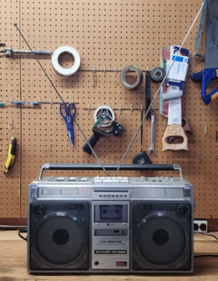 Sharp GF-9494H Ghetto Blaster Boombox Cassette Radio FM SW MW LW Cinta Japón Foto 1 de 4