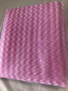 Vintage Fabric Netting Light Weight Design Of Pink ric-rac - Picture 1 of 7