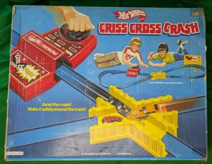 Hot Wheels 1970's Vintage Criss Cross Crash Set Track Drive Wheel Car Original - Picture 1 of 24