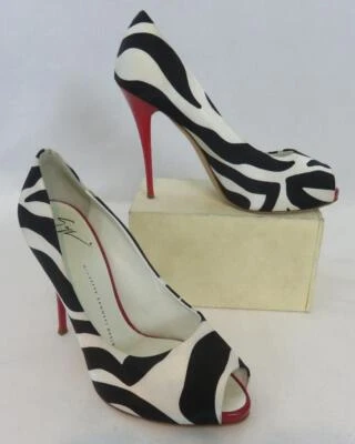 Tacones de aguja Giuseppe Zanotti satinados cebra punta abierta talla UE 38 1/2 EE. UU. 8 1/2 Foto 1 de 4